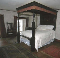 Four Poster Double Bed