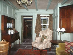 Precinct House Lounge